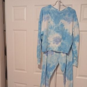 Blue and White Tie-Dye Shirt and Pants Set